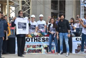 Amitabh Bachchan spreading awareness about clothes donation