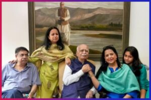 LK Advani with family