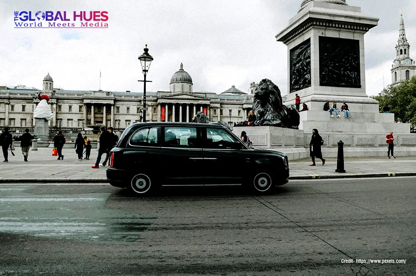 The-Global-Hues-Visiting-London-Alone-7-Tips-for-Your-Solo London-Trip-1 | The Global Hues The-Global-Hues-Visiting-London-Alone-7-Tips-for-Your-Solo London-Trip