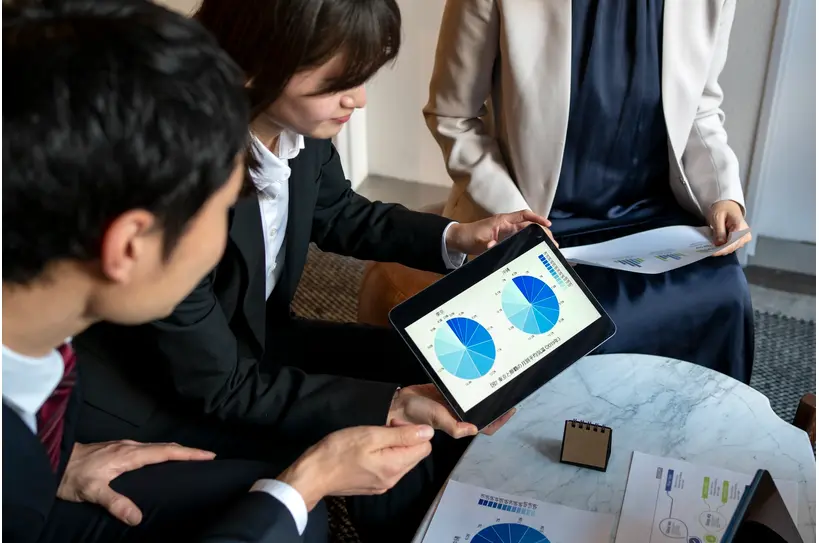 The-Global-Hues-6-Ways-to-Navigate-Market-Complexity-With-Aligned-Data